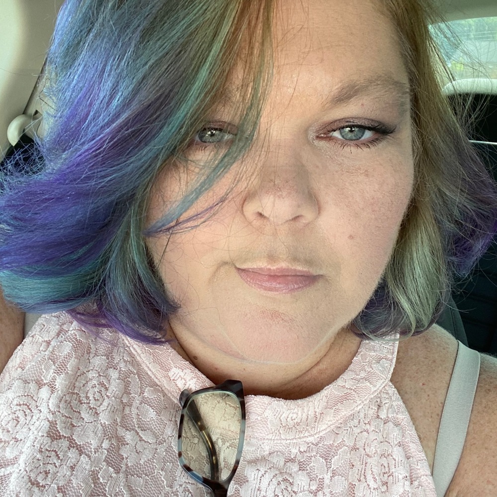 Meet your Posher, Cindy